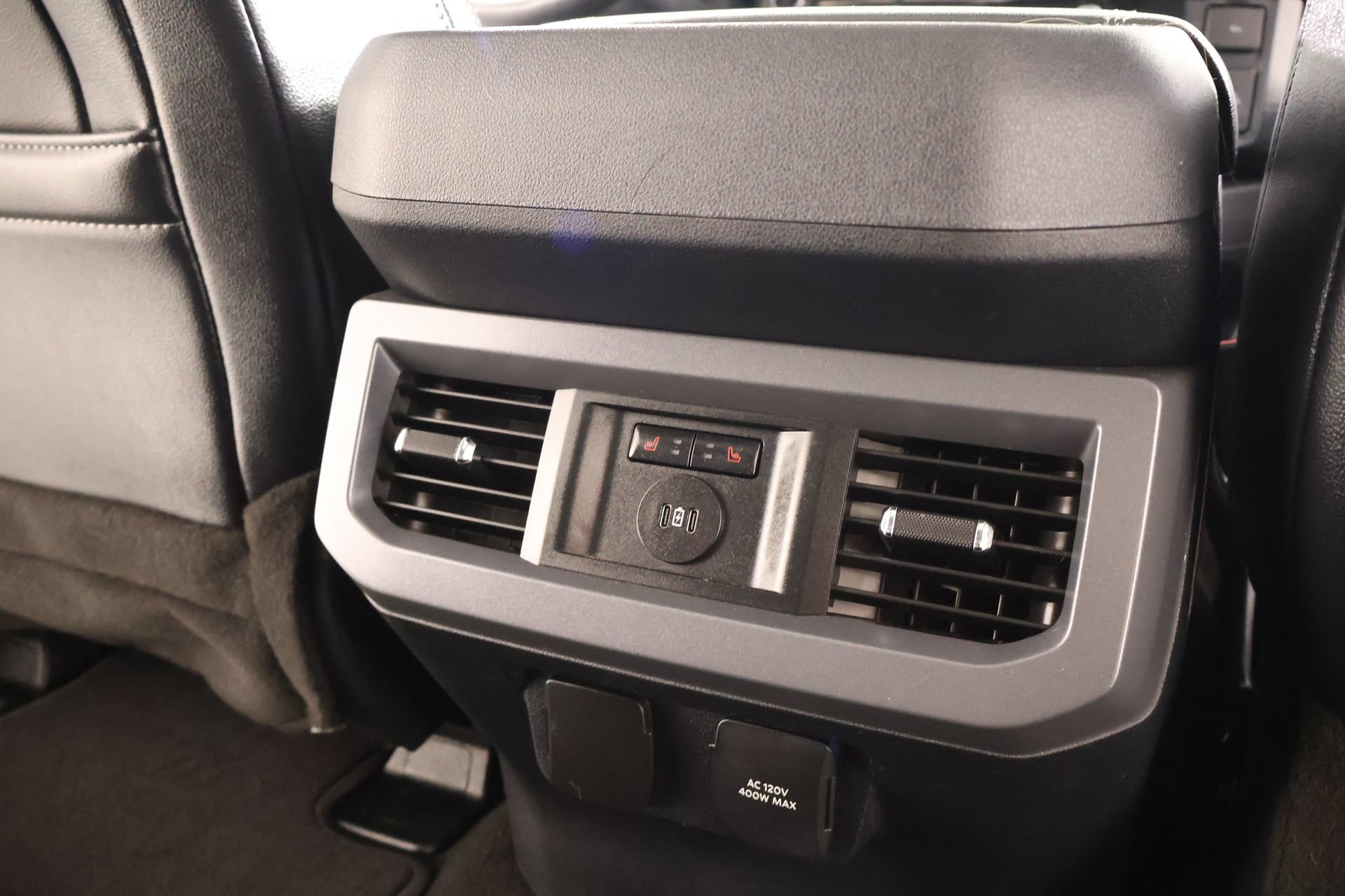 Used 2024 Ford F250 Lariat w/ Lariat Ultimate Package AWD/4WD image 16