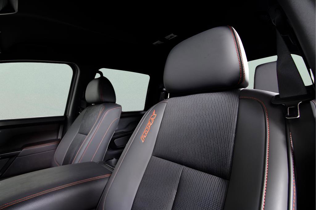 Used 2024 Nissan Titan PRO-4X w/ Off Road Protection Package image 17