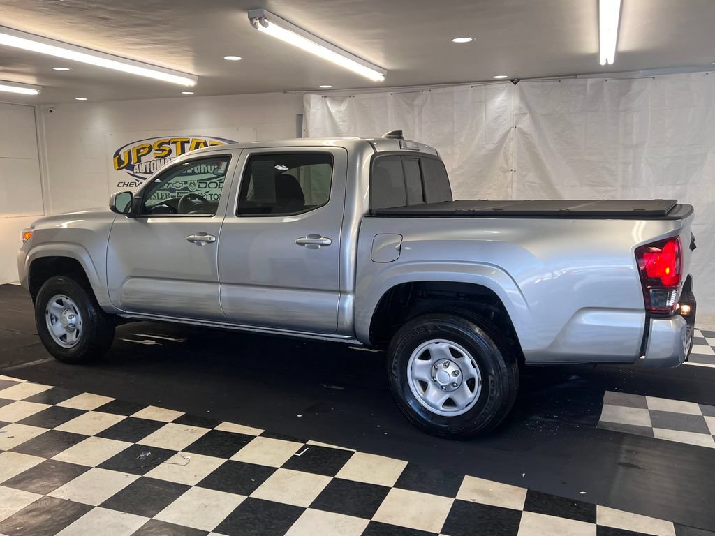 Used 2023 Toyota Tacoma SR AWD/4WD image 5