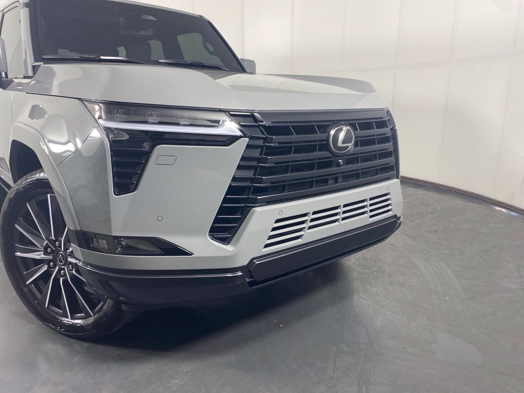Certified 2026 Lexus GX 550 w/ Accessory Package (2T) AWD/4WD image 4