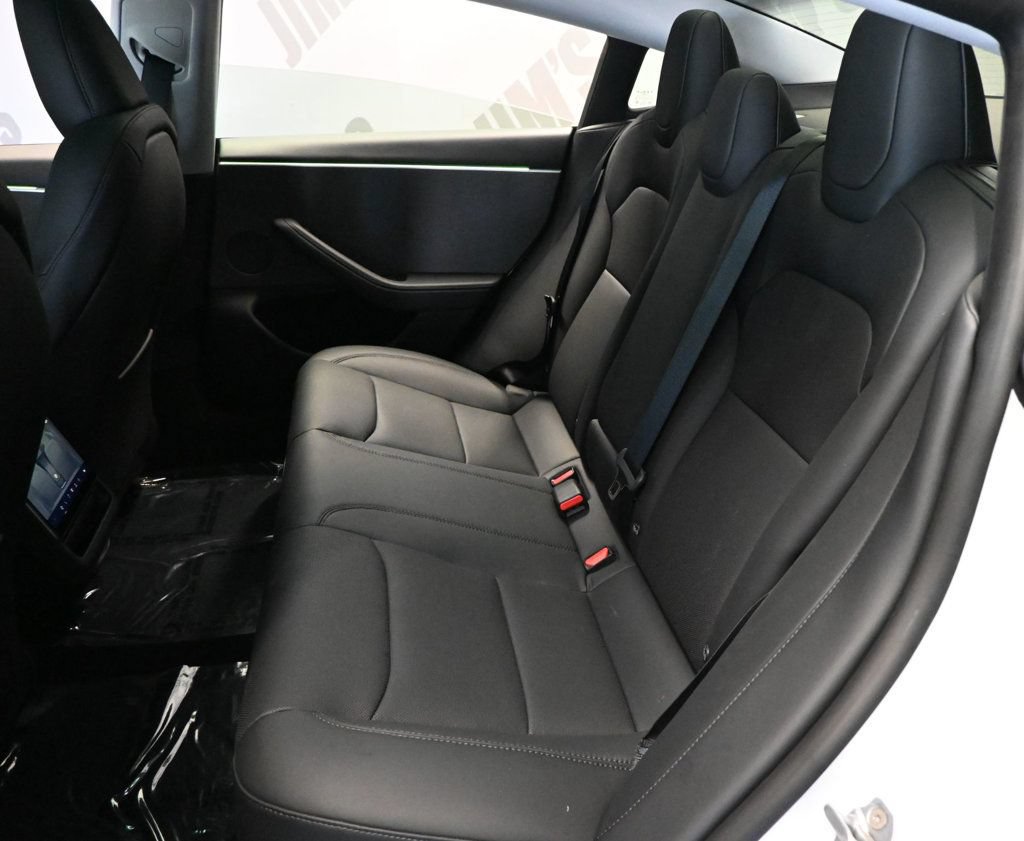 Used 2025 Tesla Model 3 Long Range RWD image 13