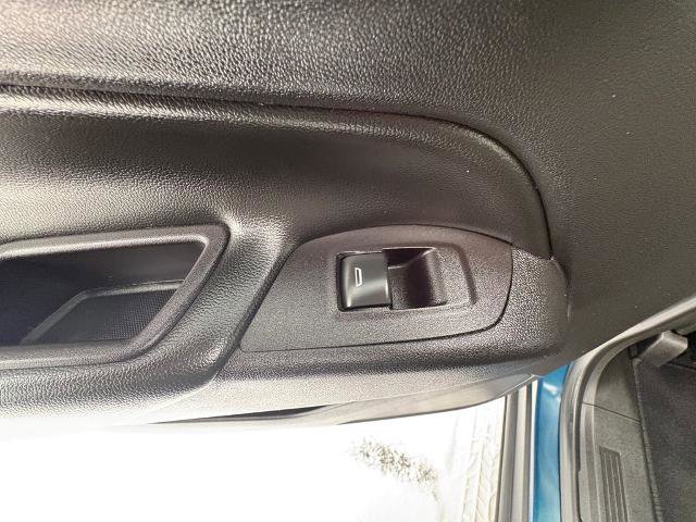 Used 2021 Chevrolet Equinox LT image 27