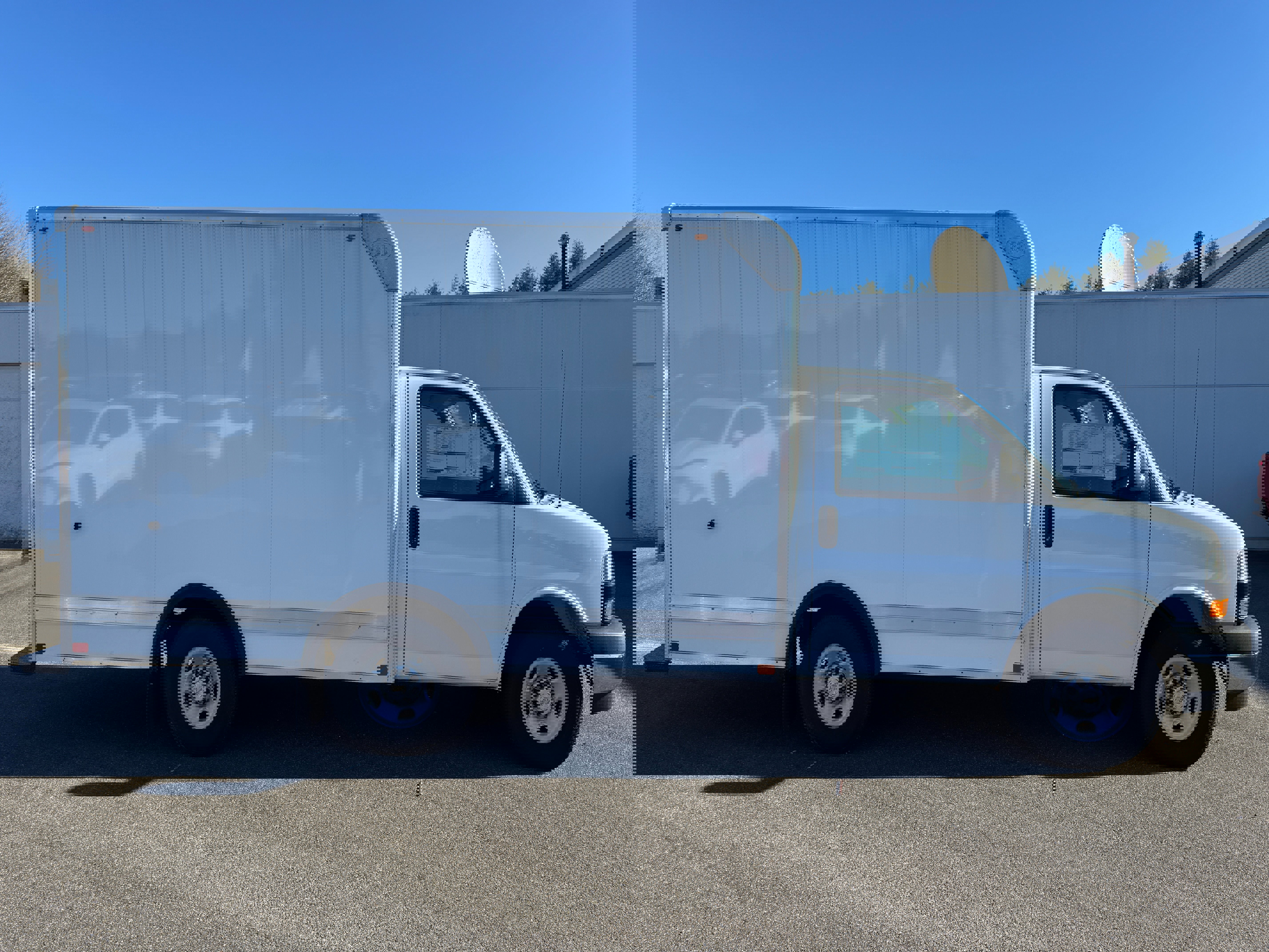 New 2024 Chevrolet Express 3500 w/ Power Convenience Package image 2