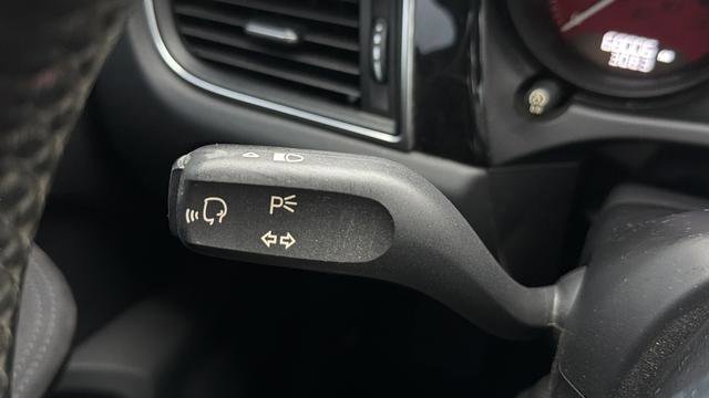 Used 2018 Porsche Macan GTS image 9