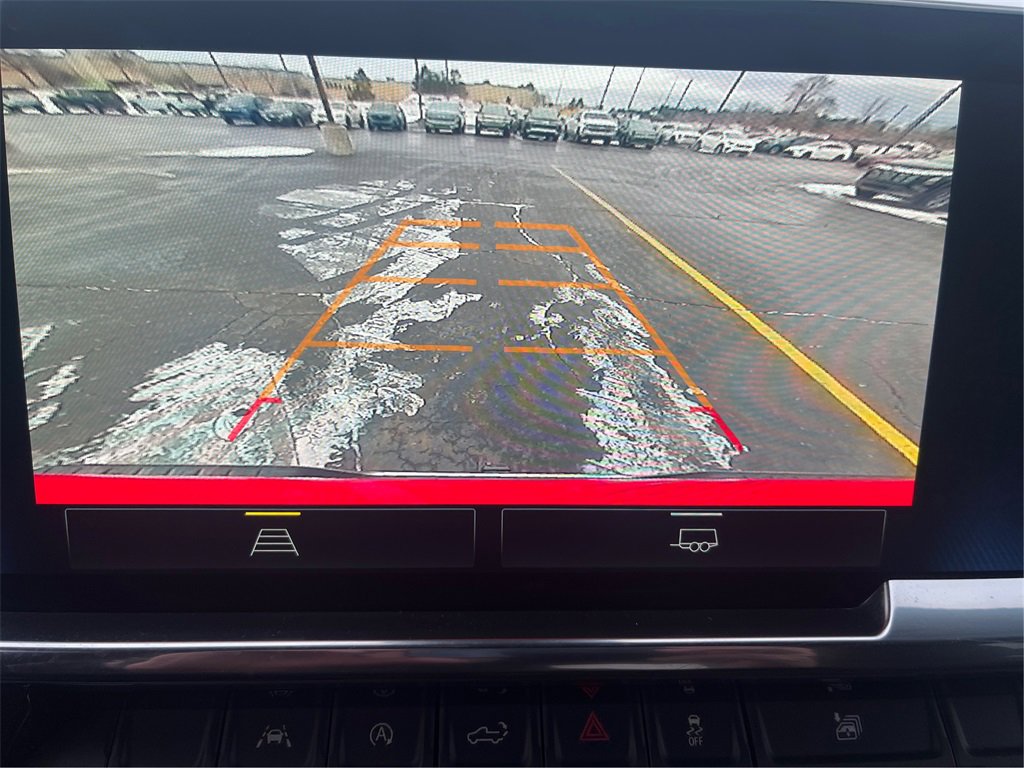 Used 2025 Chevrolet Silverado 1500 LT image 48