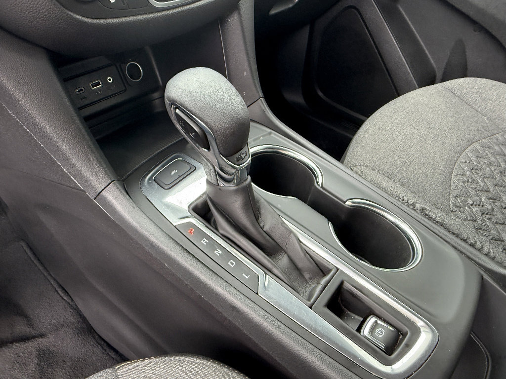 Used 2024 Chevrolet Equinox LT AWD/4WD image 11