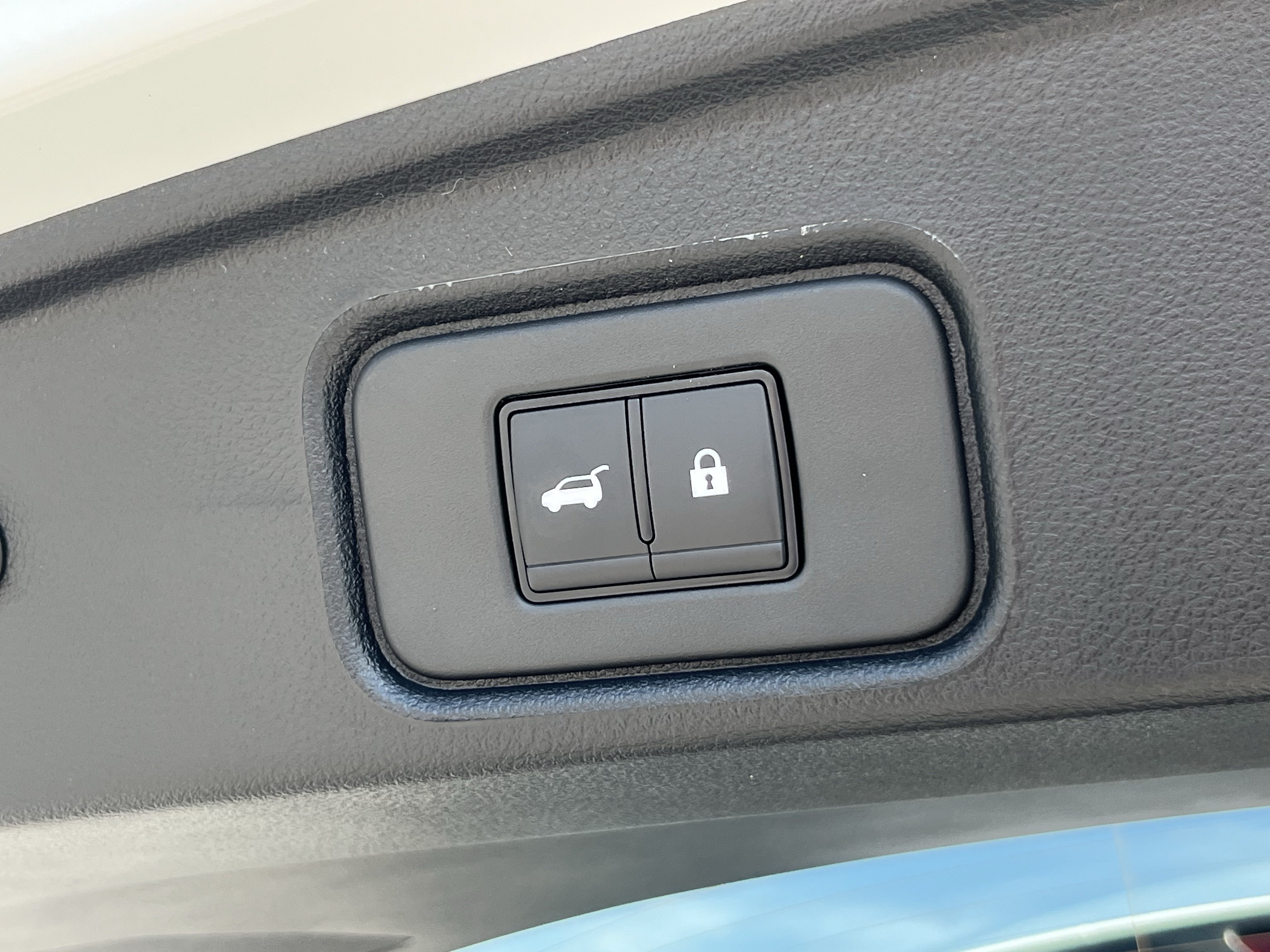 New 2026 Nissan Pathfinder SL AWD/4WD image 8