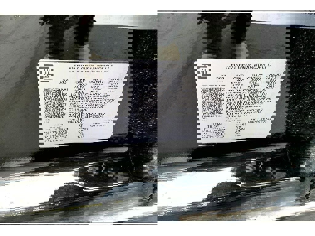 Used 2024 GMC Sierra 2500 AT4 w/ Technology Package image 34