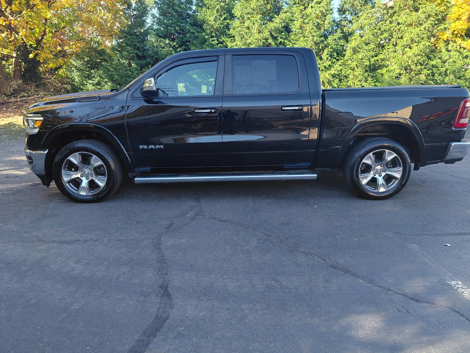 Used 2021 RAM 1500 Laramie AWD/4WD image 30