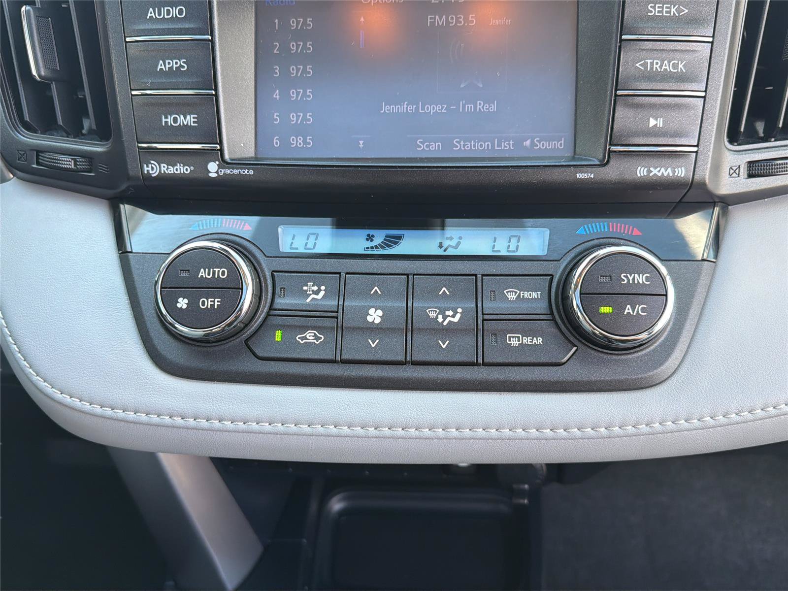 Used 2017 Toyota RAV4 XLE w/ All Weather Liner Package AWD/4WD image 18