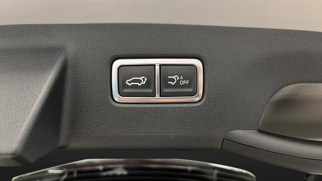 Used 2025 Kia Sorento SX AWD/4WD image 30