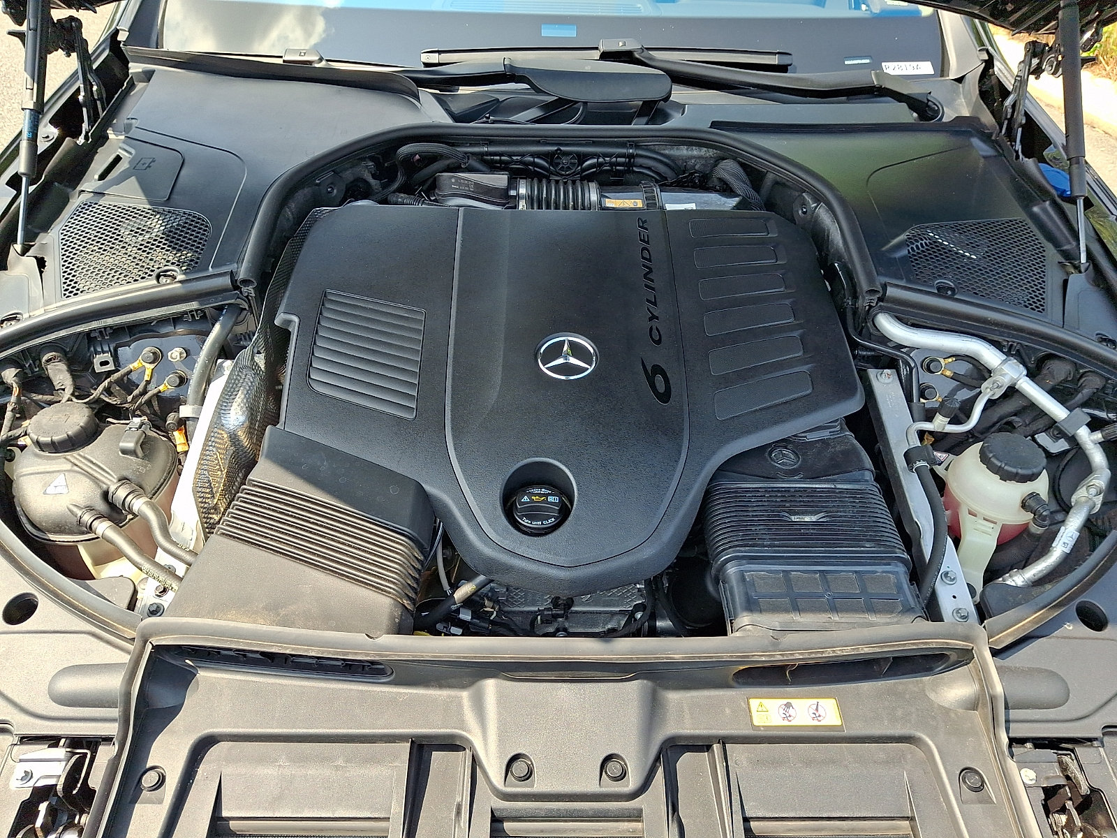 Certified 2023 Mercedes-Benz S 500 4MATIC image 29