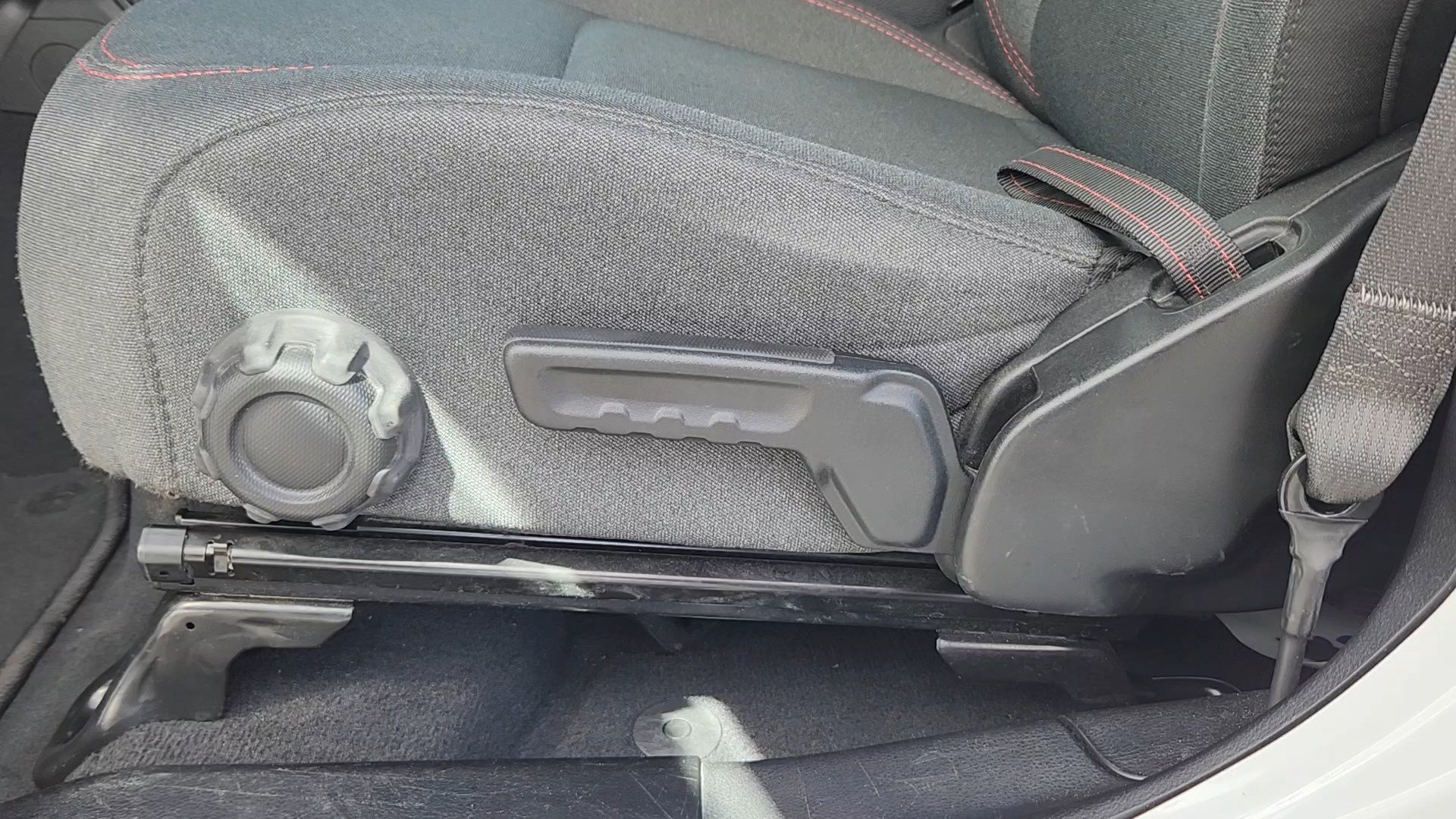 Used 2025 Jeep Wrangler Unlimited Rubicon image 9