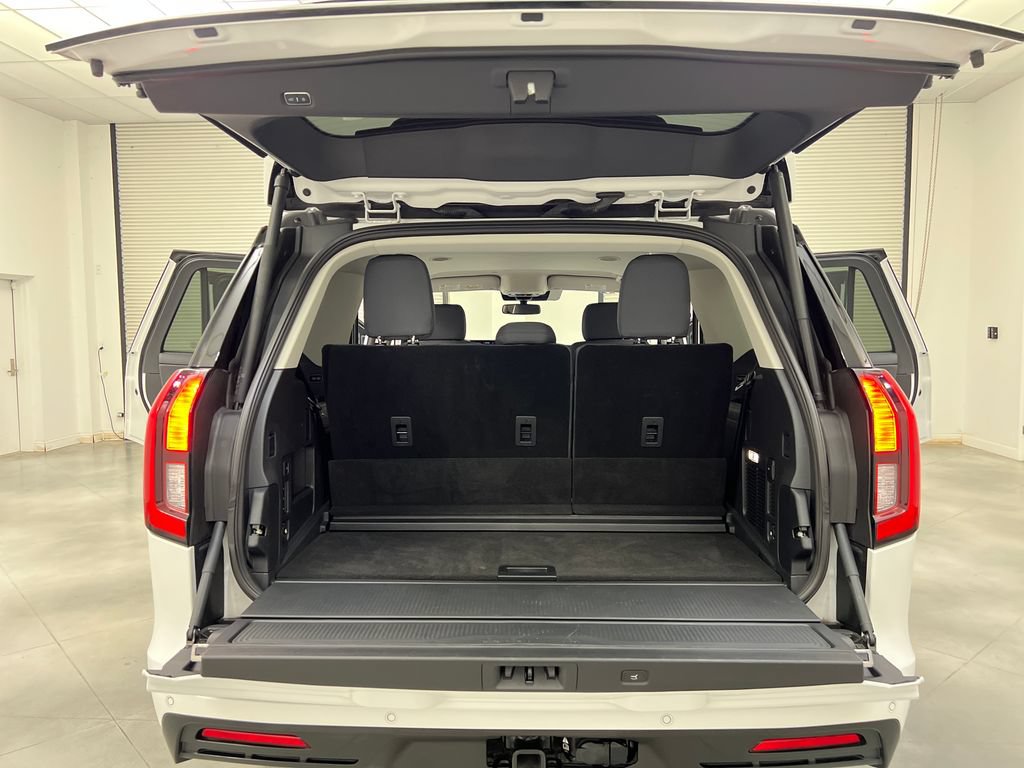 Used 2025 Ford Expedition Active RWD image 46