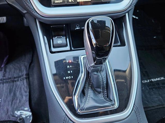 Used 2025 Subaru Outback Premium image 12