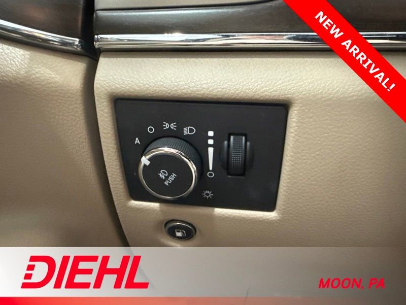Used 2017 Jeep Grand Cherokee Limited AWD/4WD image 11