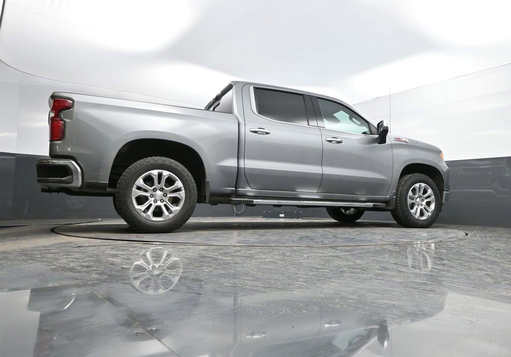 Used 2024 Chevrolet Silverado 1500 LTZ w/ Technology Package image 40