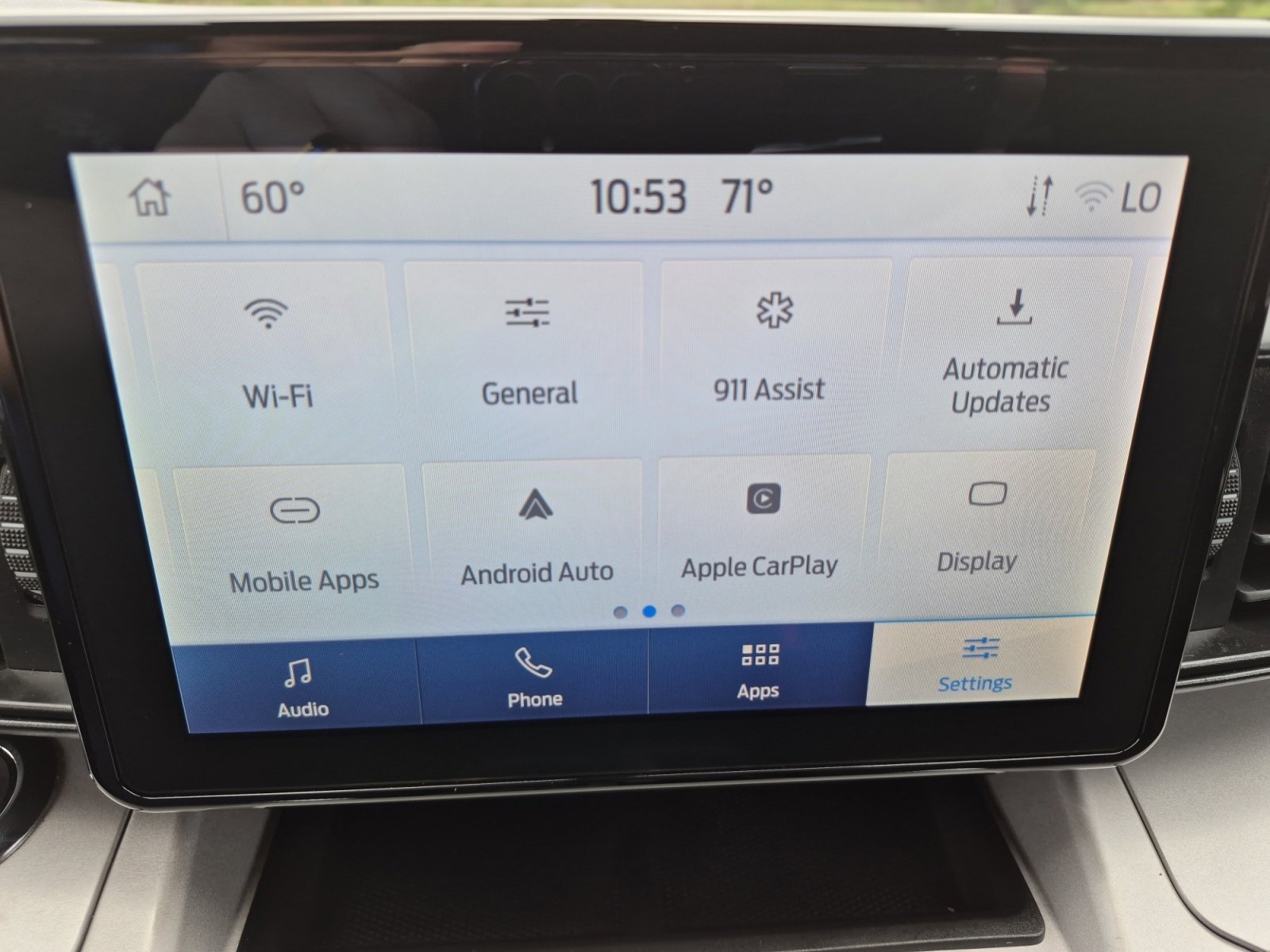 Used 2024 Ford Explorer XLT image 16