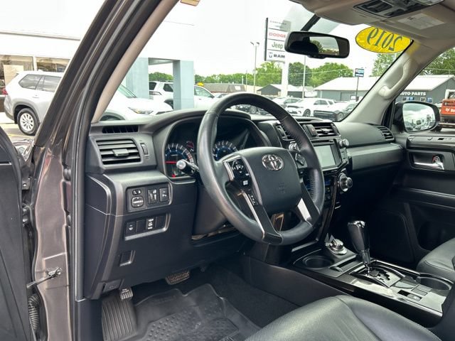 Used 2019 Toyota 4Runner Limited AWD/4WD image 30