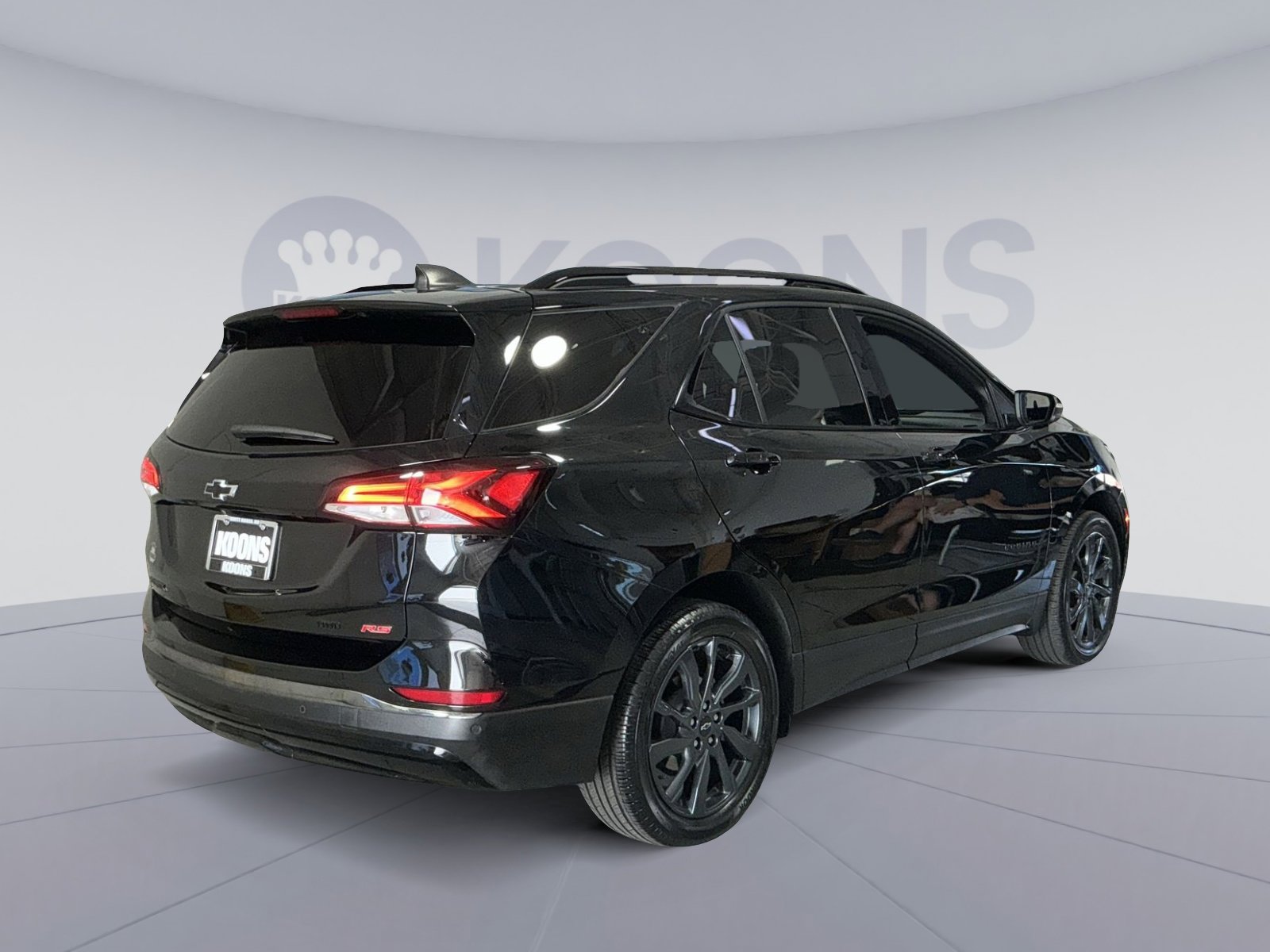 Used 2022 Chevrolet Equinox RS w/ RS Leather Package image 16