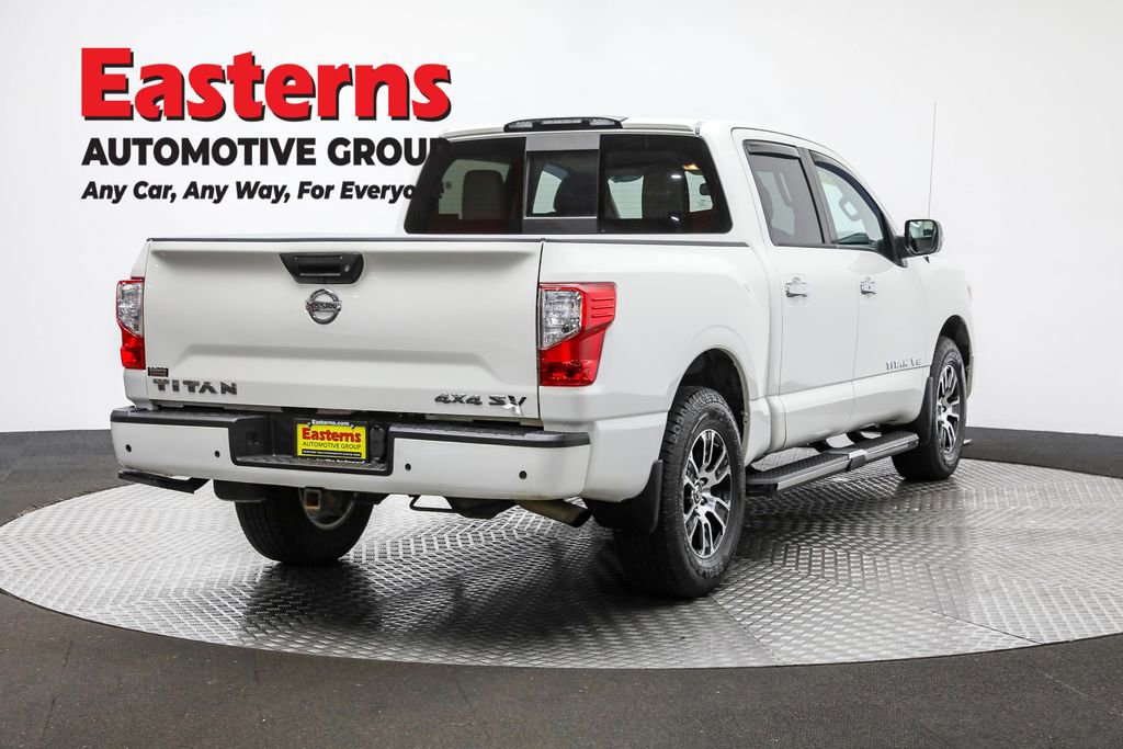 Used 2020 Nissan Titan SV w/ SV Convenience Package image 5