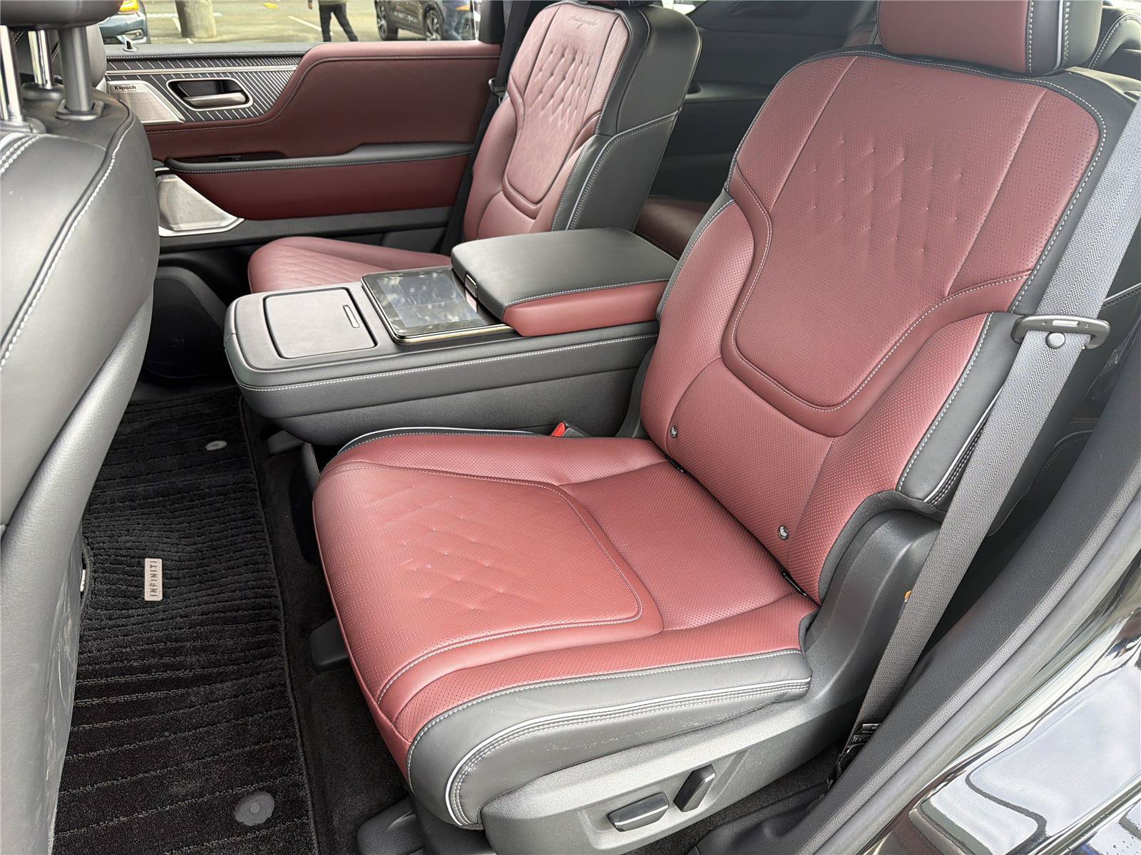 Used 2026 INFINITI QX80 Autograph w/ Premium Cargo Package AWD/4WD image 23