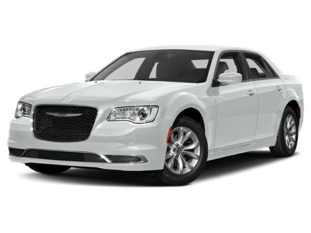 Used 2015 Chrysler 300 Limited RWD image 1