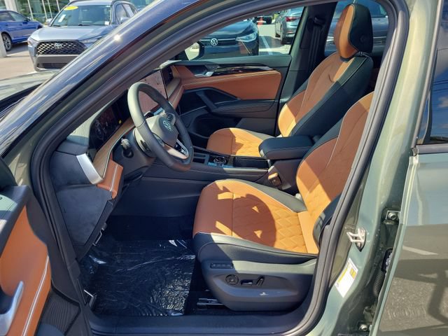 New 2026 Volkswagen Tiguan SEL R-Line AWD/4WD image 19