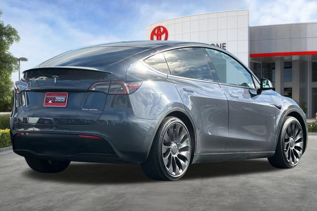 Used 2022 Tesla Model Y Performance AWD/4WD image 4
