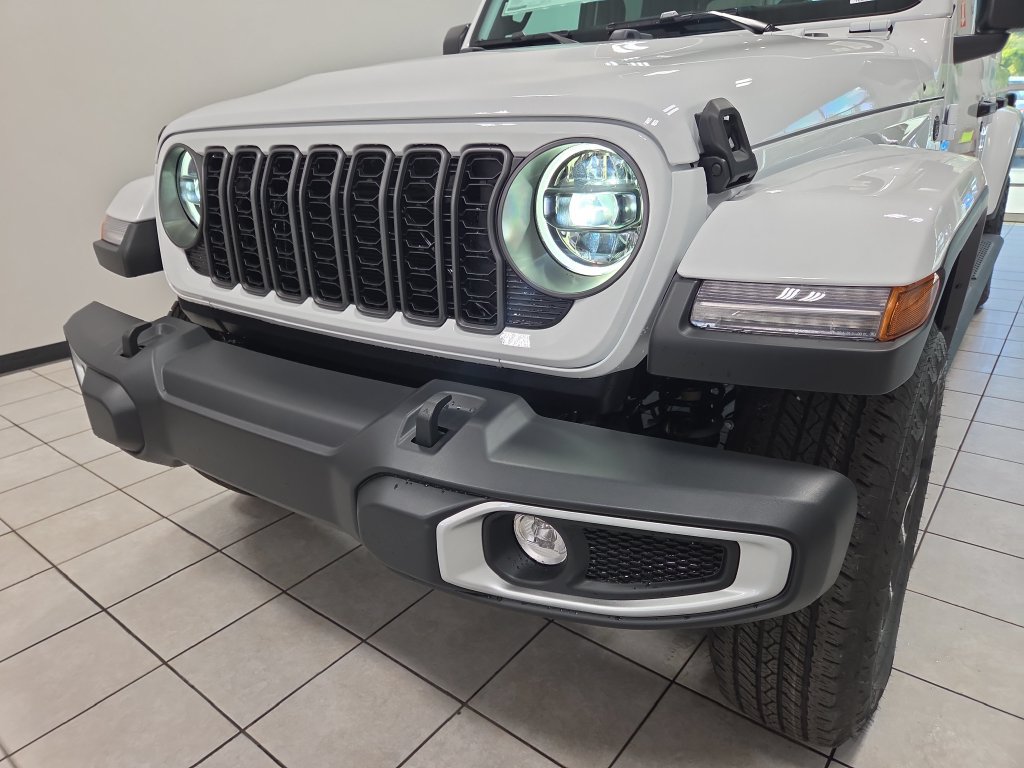 New 2027 Jeep Gladiator Sport AWD/4WD image 14
