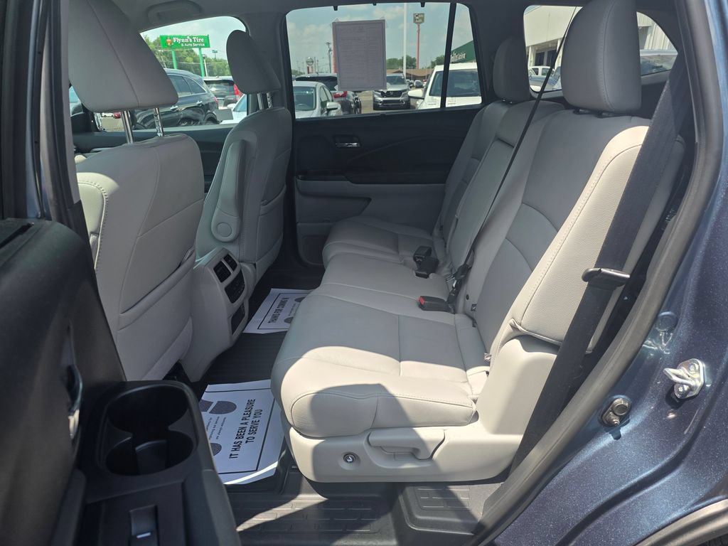 Certified 2021 Honda Pilot Special Edition image 11
