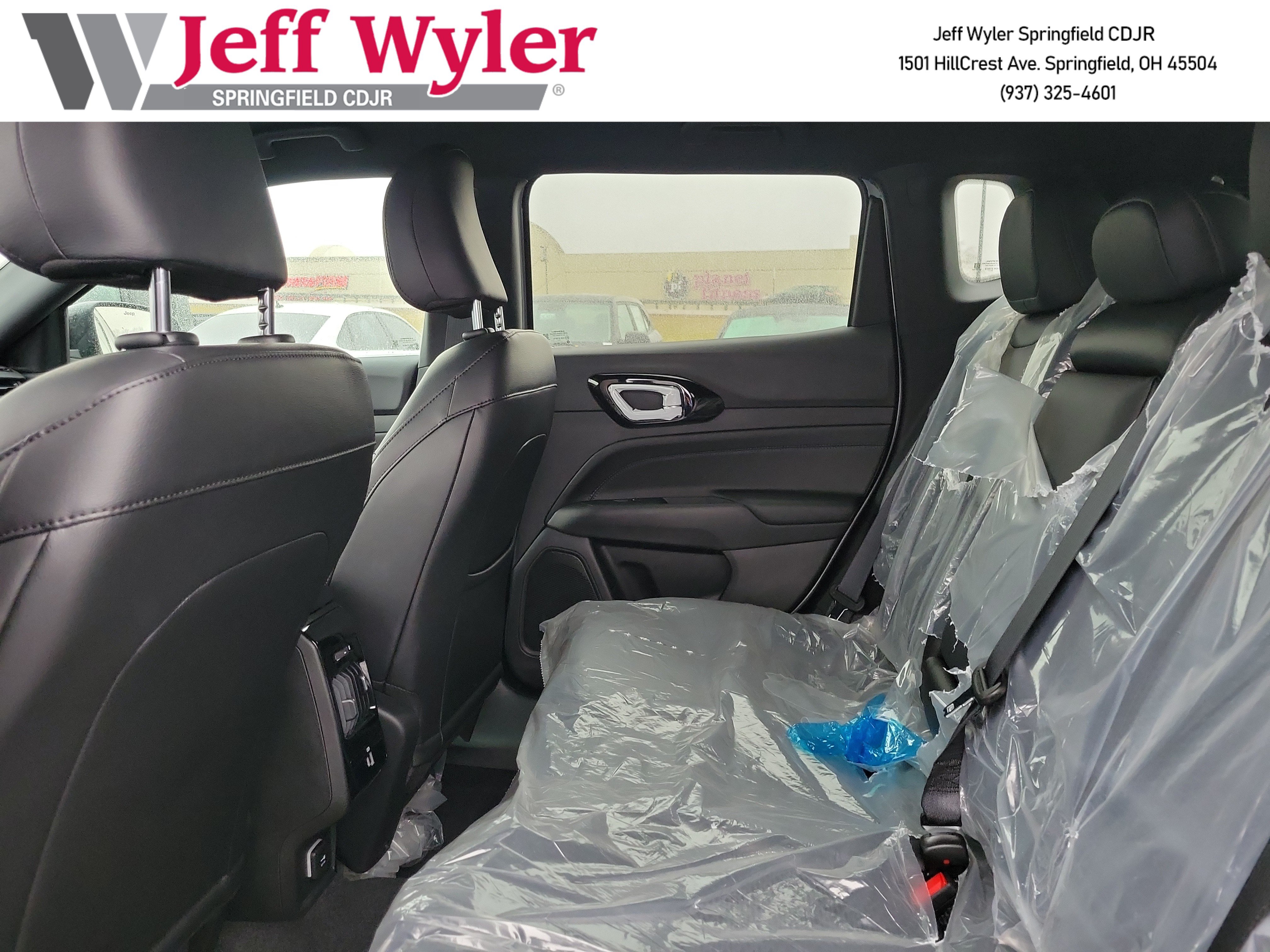 New 2026 Jeep Compass Latitude AWD/4WD image 16
