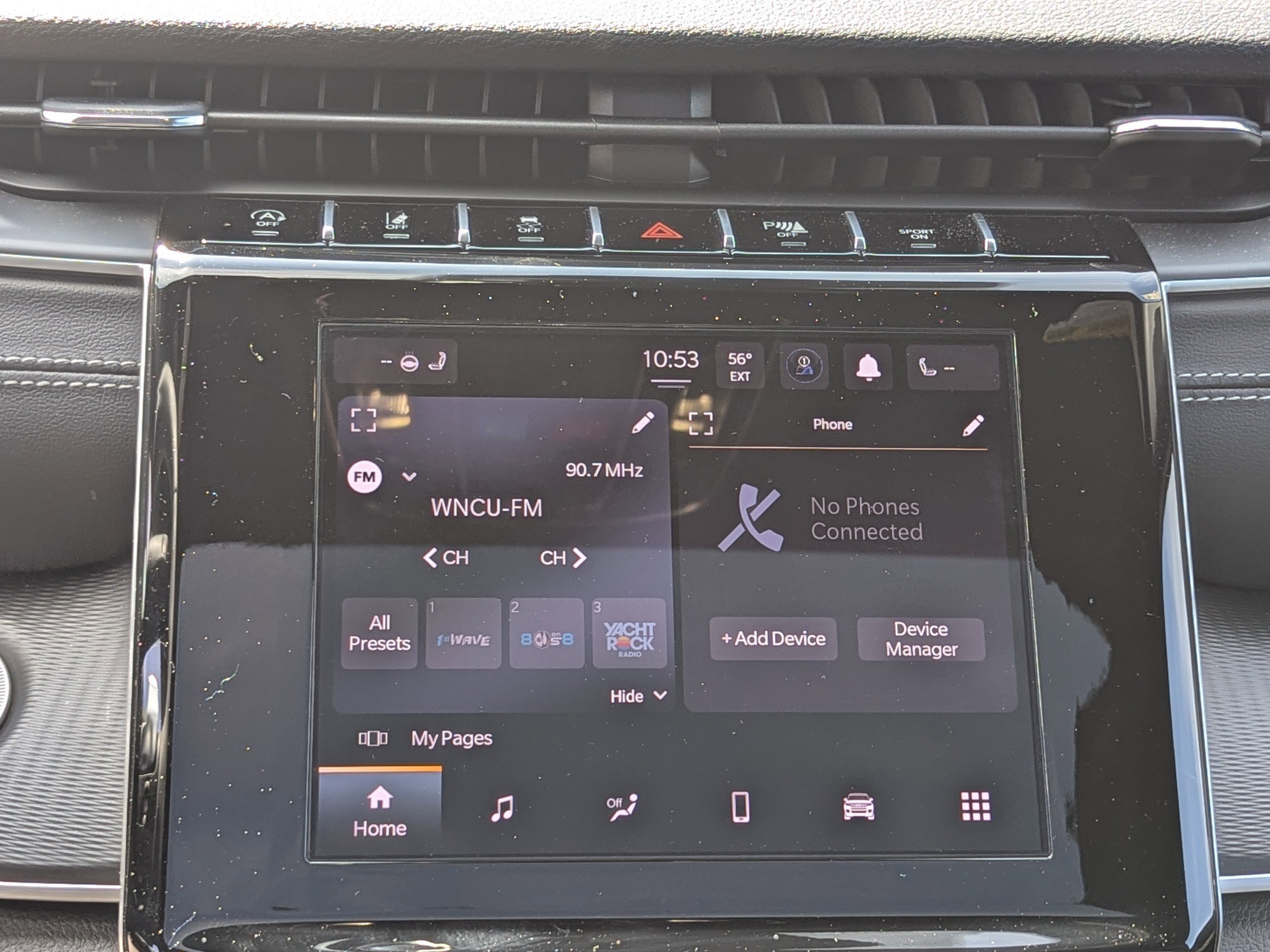 Certified 2025 Jeep Grand Cherokee Laredo X w/ Luxury Tech Group I image 24