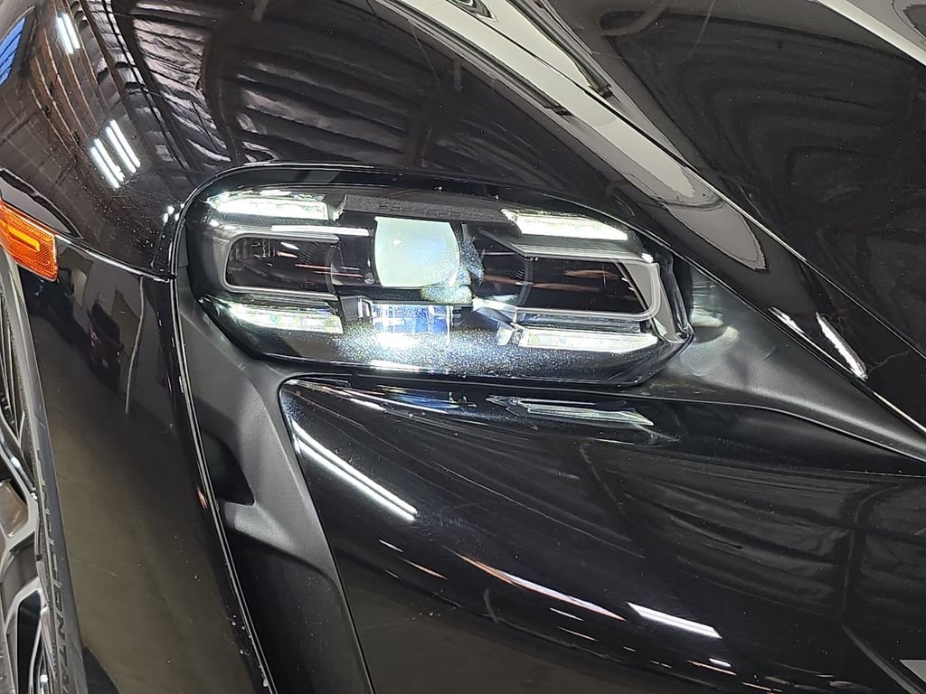 Certified 2023 Porsche Taycan image 12