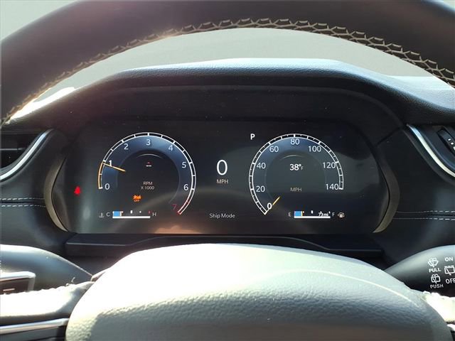 New 2025 Jeep Grand Cherokee Altitude image 24