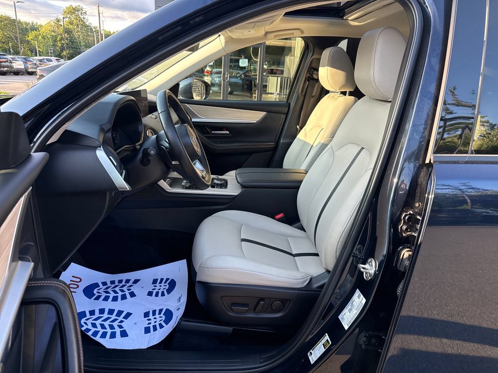 Certified 2025 MAZDA CX-90 3.3 Turbo w/ Preferred Package AWD/4WD image 23