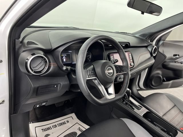 Used 2024 Nissan Kicks SR w/ SR Premium Package FWD image 21