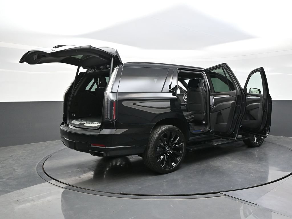 New 2026 Cadillac Escalade Platinum Sport w/ LPO, ONYX Package AWD/4WD image 48