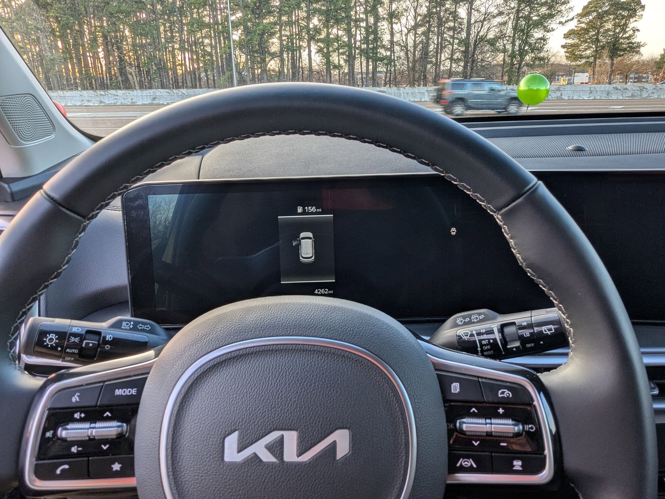 New 2025 Kia Sorento EX w/ Panoramic Sunroof Package image 11