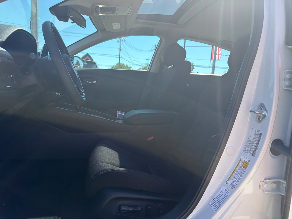 Used 2025 Honda Accord SE image 23