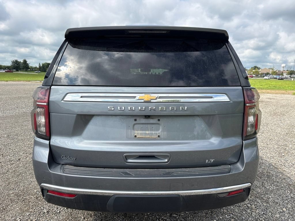 Used 2022 Chevrolet Suburban LT AWD/4WD image 8