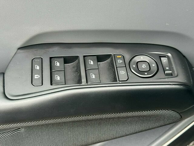 Used 2024 Kia EV9 GT-Line AWD/4WD image 13