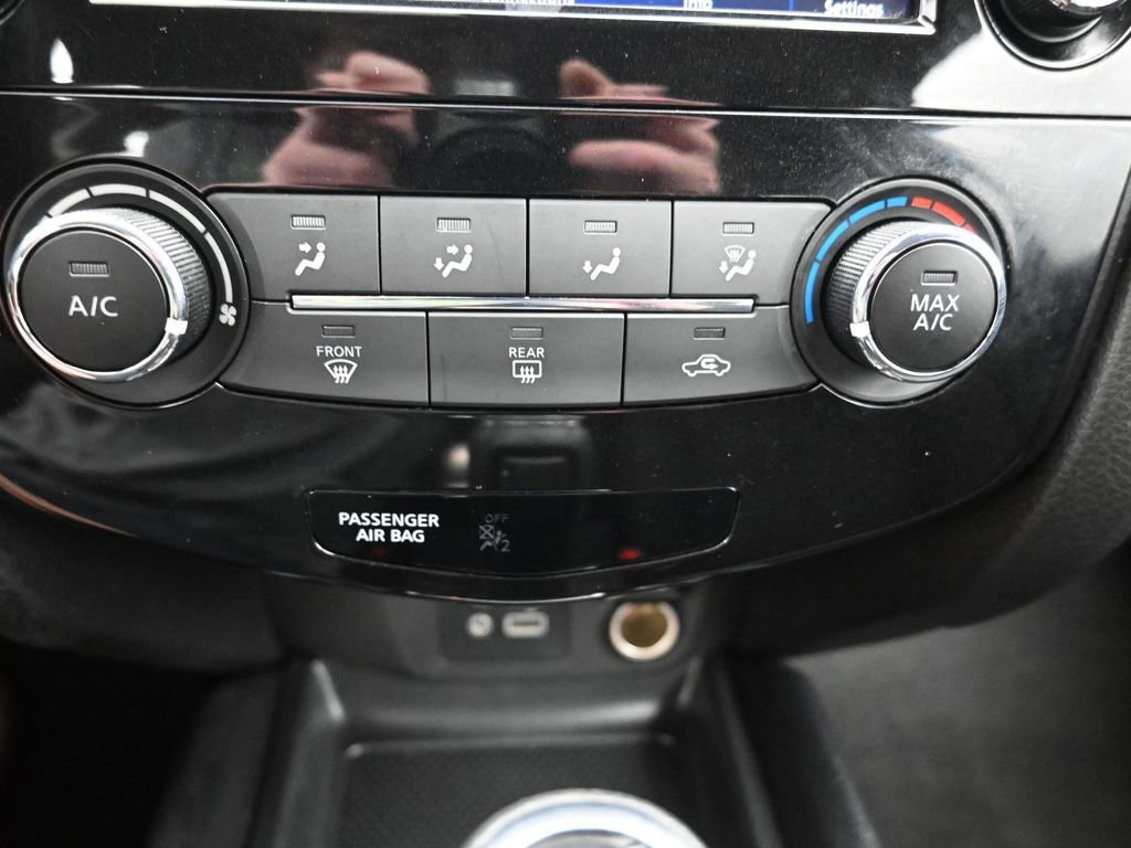 Used 2022 Nissan Rogue Sport S image 15