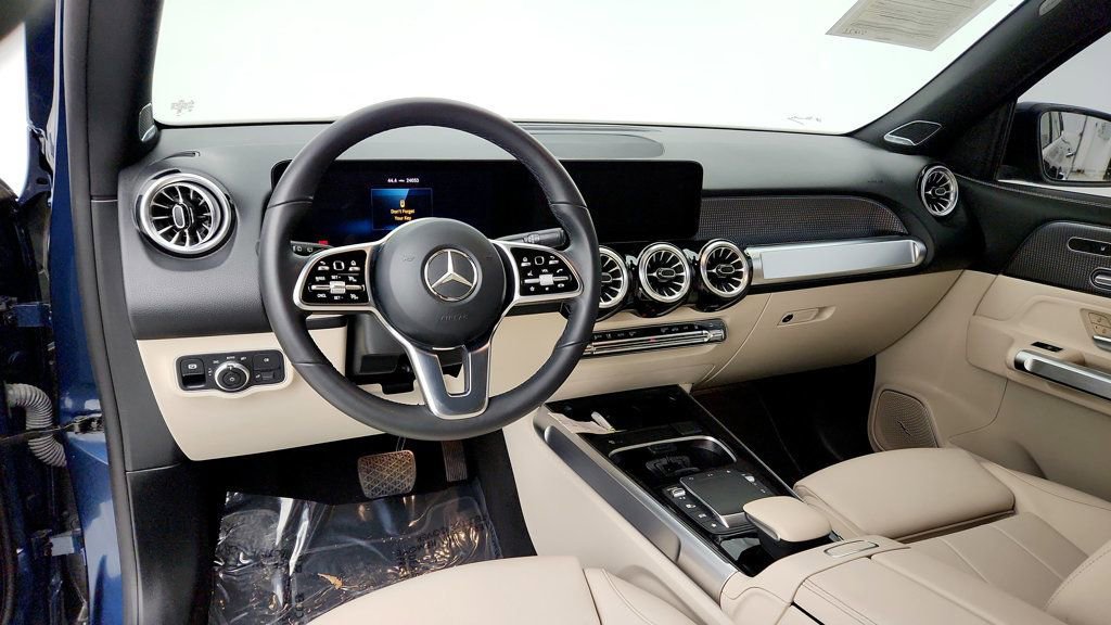 Used 2023 Mercedes-Benz EQB 250+ image 12