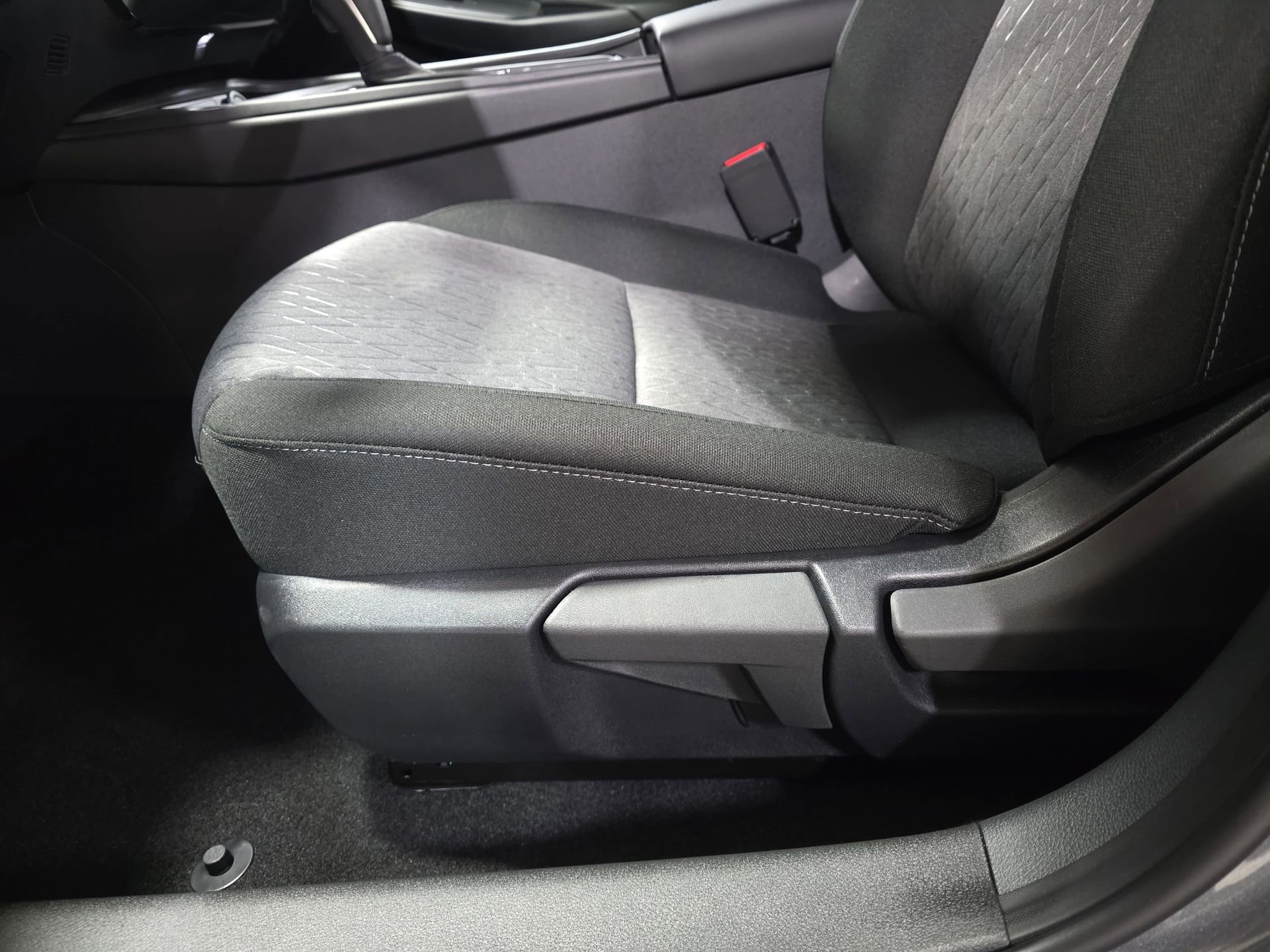 New 2026 Nissan Sentra SV w/ Floor Mat Package image 28