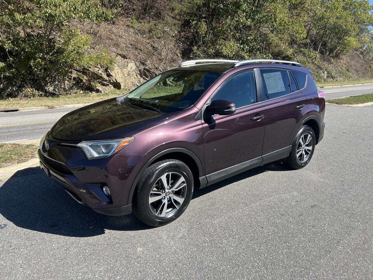 Used 2017 Toyota RAV4 XLE image 3