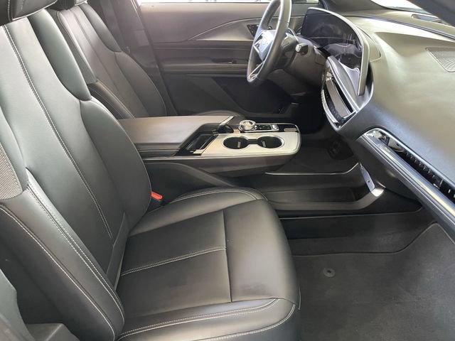 Used 2024 Cadillac Lyriq Tech AWD/4WD image 14