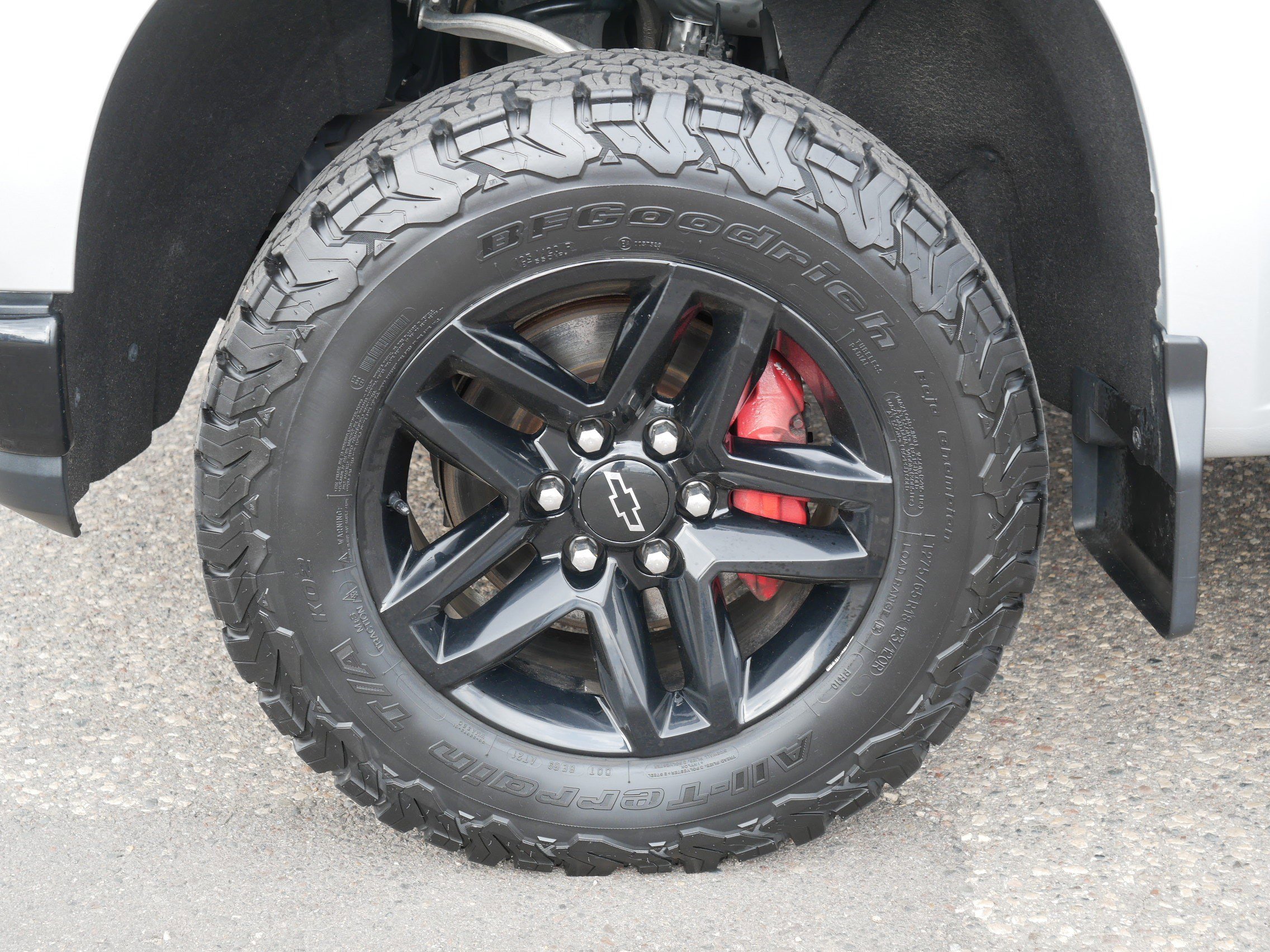 Used 2019 Chevrolet Silverado 1500 LT Trail Boss w/ Convenience Package AWD/4WD image 15