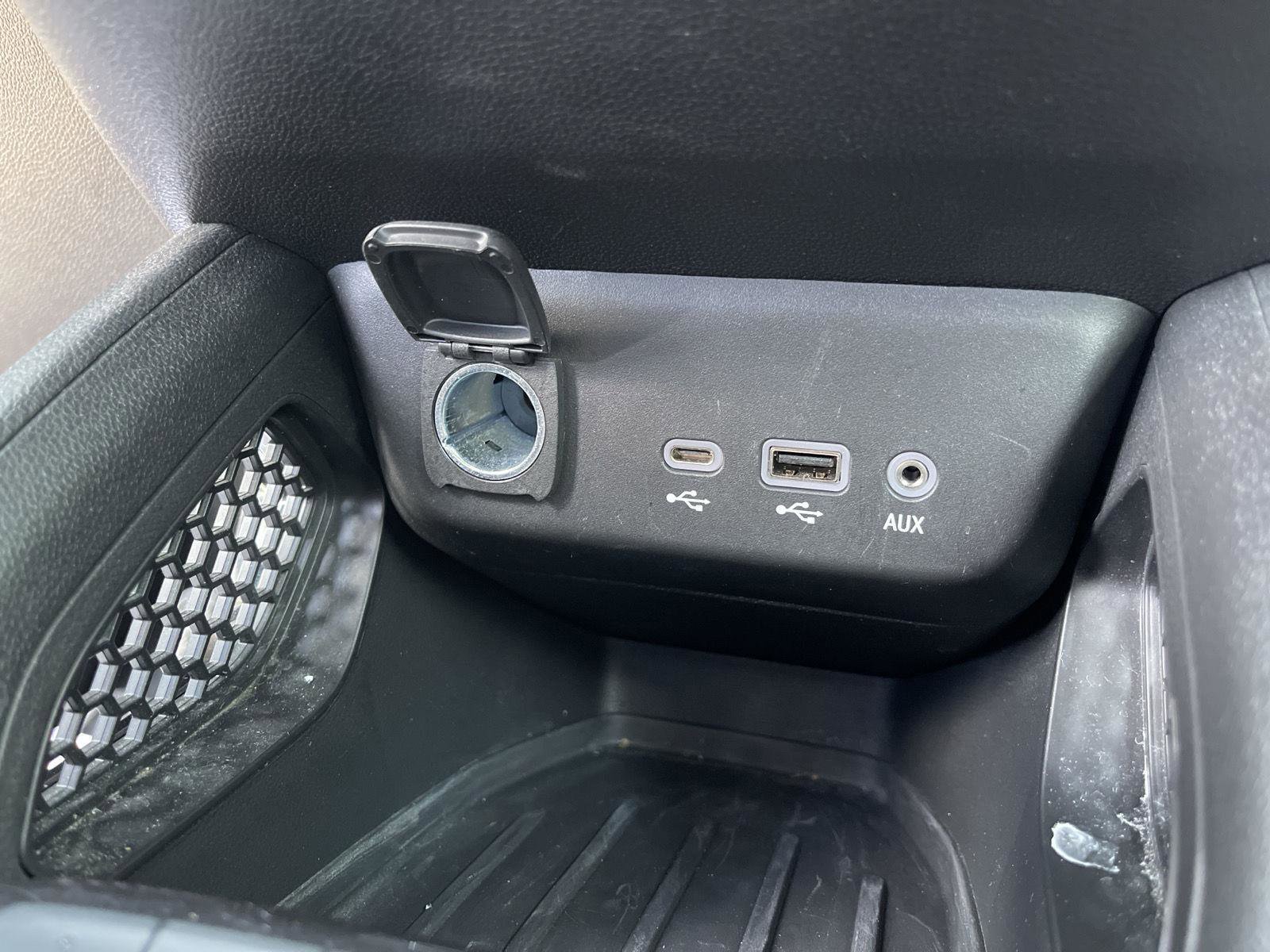 Used 2023 Chevrolet TrailBlazer LT w/ Convenience Package FWD image 27