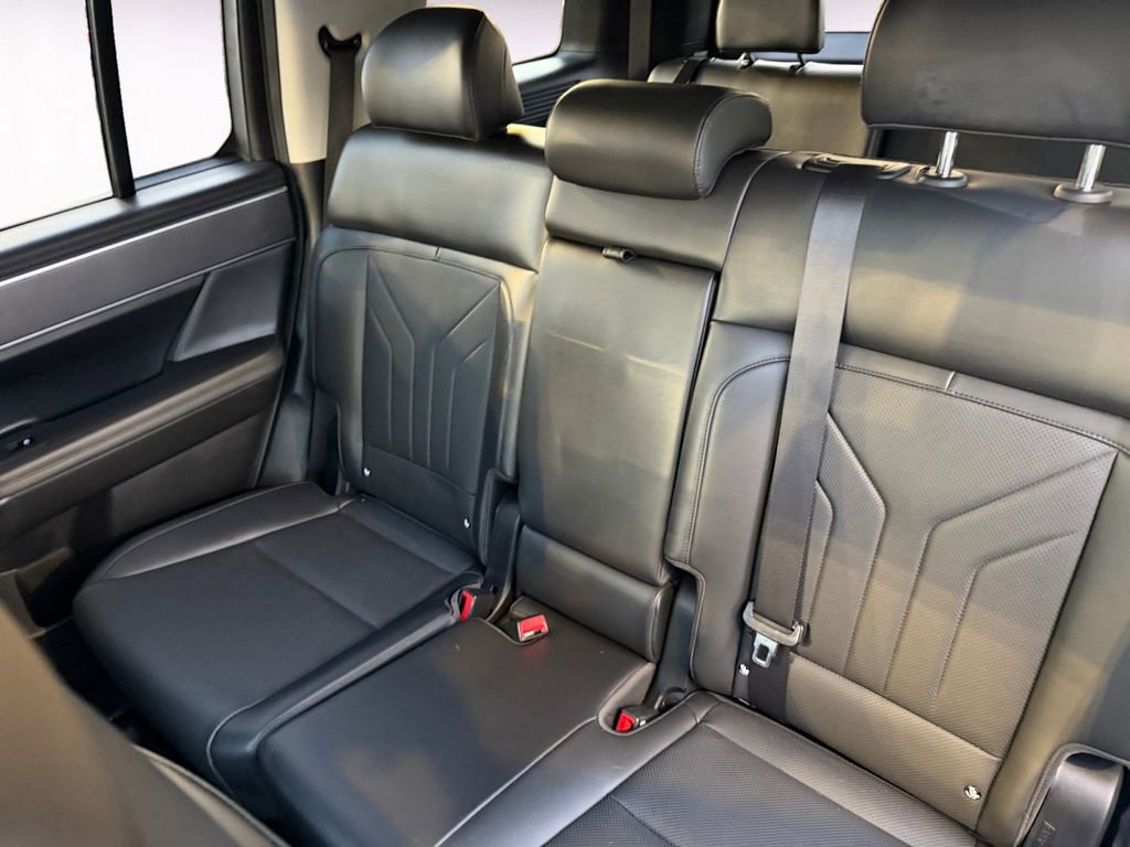 Used 2025 Hyundai Santa Fe SEL image 13